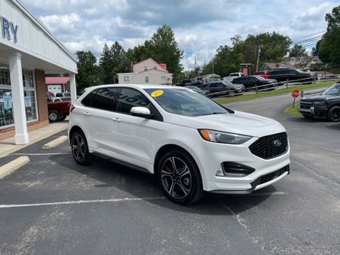 Certified 2023 Ford Edge ST AWD/4WD image 3