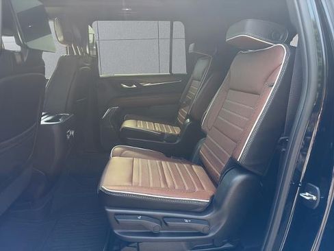 Used 2023 GMC Yukon XL Denali Ultimate AWD/4WD image 53