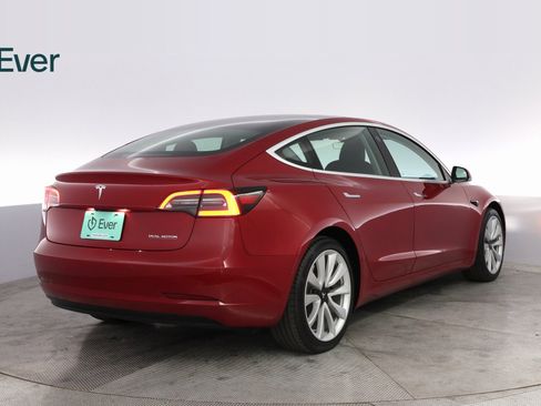 Used 2020 Tesla Model 3 Performance image 12