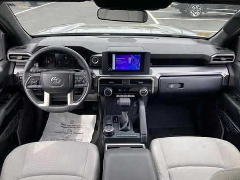 Certified 2025 Toyota 4Runner SR5 image 21