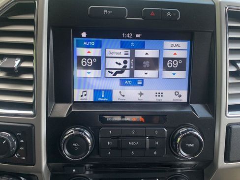 Used 2016 Ford F150 Lariat AWD/4WD image 24