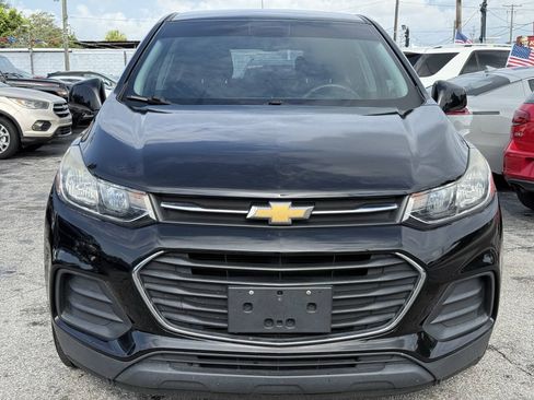 Used 2018 Chevrolet Trax LS w/ LPO, Cargo Package FWD image 10