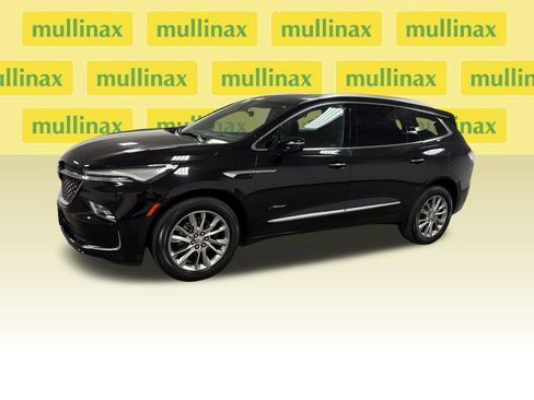 Used 2023 Buick Enclave Avenir w/ Avenir Technology Package AWD/4WD image 8