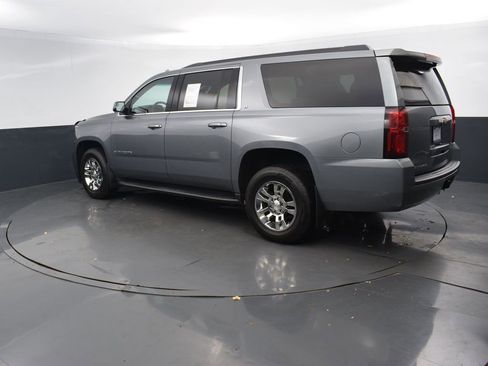 Used 2020 Chevrolet Suburban LT image 4