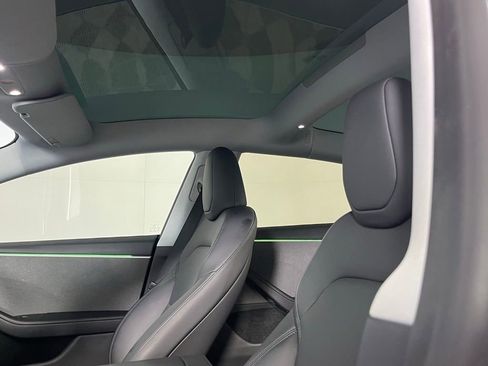 Used 2025 Tesla Model 3 Long Range image 21