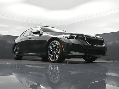 New 2027 BMW 530i w/ M Sport Package RWD image 44