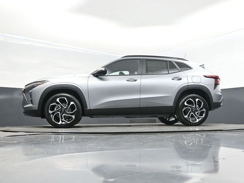 New 2026 Chevrolet Trax RS w/ Driver Confidence Package image 41