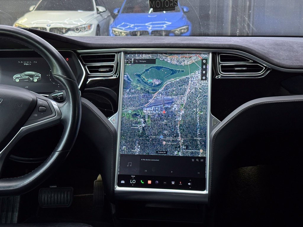 Used 2016 Tesla Model S 70D AWD/4WD image 9