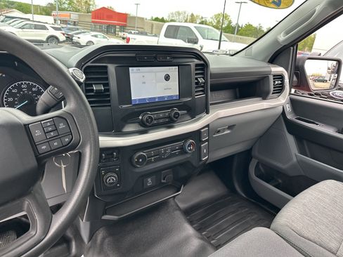 Used 2022 Ford F150 XL w/ Equipment Group 101A High AWD/4WD image 4