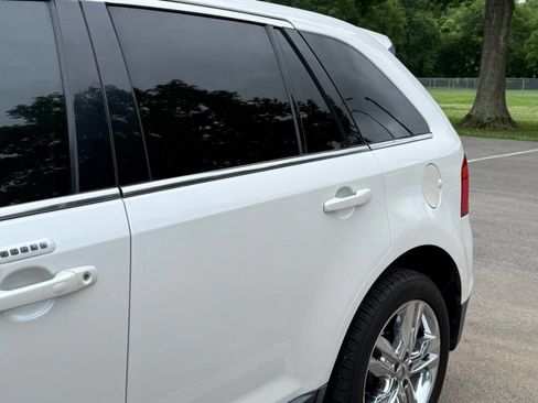 Used 2013 Ford Edge Limited w/ Driver Entry Pkg FWD image 16
