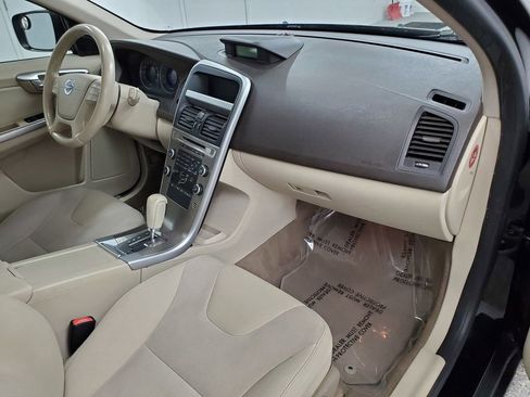 Used 2011 Volvo XC60 3.2 image 13