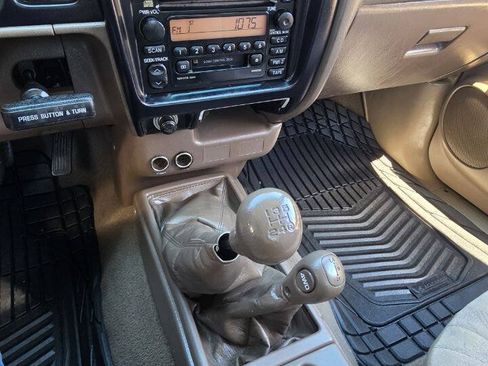 Used 2002 Toyota Tacoma 4x4 Xtracab V6 image 13