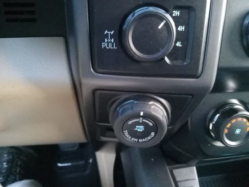 Used 2020 Ford F150 XLT w/ Trailer Tow Package AWD/4WD image 23