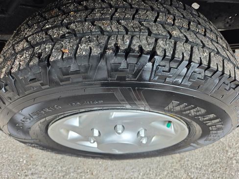 Used 2012 Ford E-350 and Econoline 350 XL w/ PWR Windows & Locks Group image 28