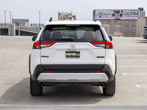 Used 2024 Toyota RAV4 Adventure image 5