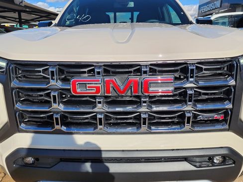 New 2026 GMC Canyon AT4 image 10