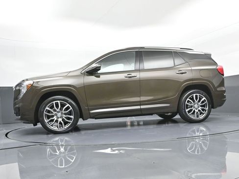 Used 2023 GMC Terrain Denali image 33