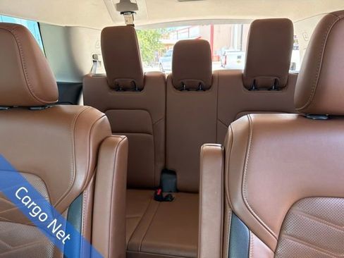 Used 2023 Nissan Pathfinder Platinum FWD image 18