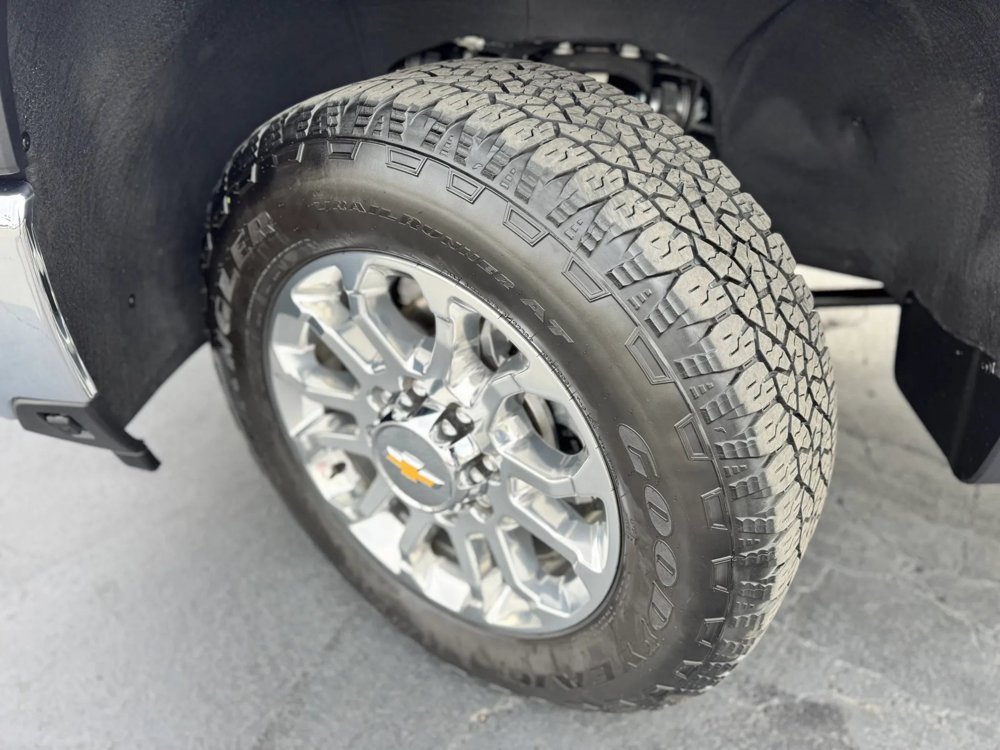 Used 2025 Chevrolet Silverado 3500 LTZ w/ LTZ Plus Package AWD/4WD image 54