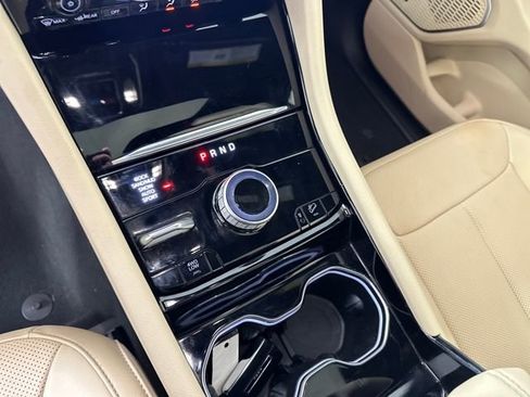 Used 2023 Jeep Grand Cherokee 4WD 4xe w/ Luxury Tech Group II image 20