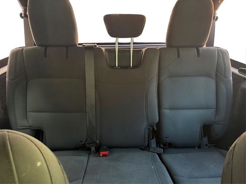 Used 2018 Jeep Wrangler Unlimited Sport AWD/4WD image 14