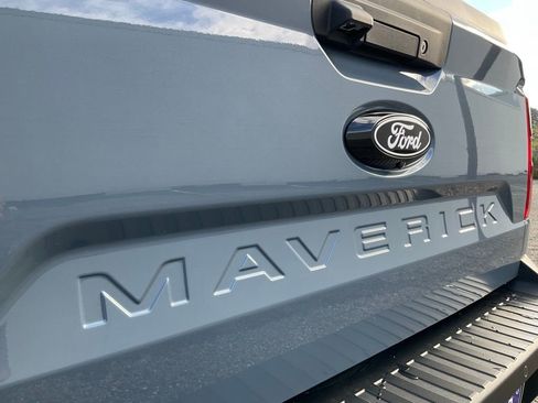 New 2025 Ford Maverick Lariat w/ Black Appearance Package image 20