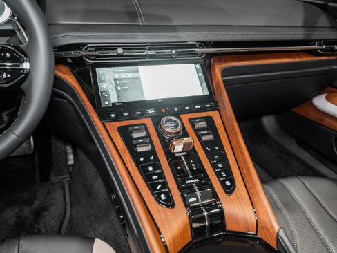 New 2026 Aston Martin DB12 Convertible image 23