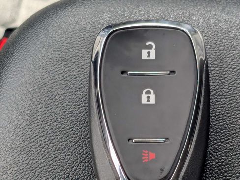 Used 2024 Chevrolet Equinox LT FWD image 36
