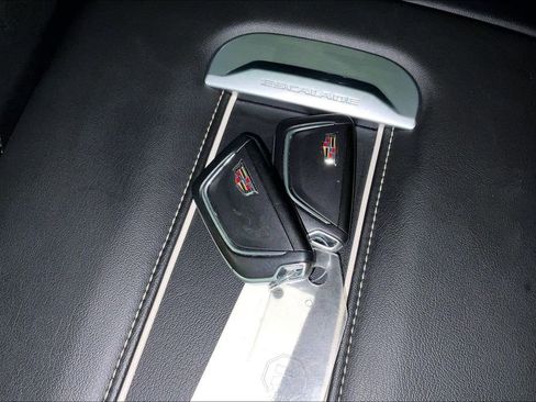 Used 2025 Cadillac Escalade Premium Luxury w/ LPO, Floor Liner Package image 14