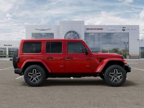 New 2026 Jeep Wrangler Unlimited Sahara AWD/4WD image 23