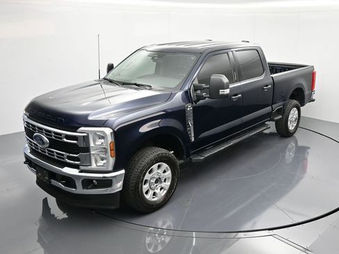 Certified 2024 Ford F250 XLT w/ FX4 Off-Road Package image 27