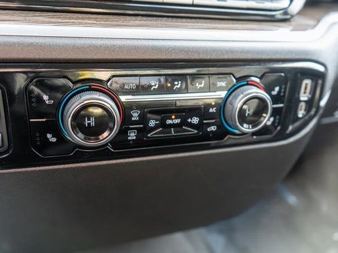 Used 2022 Chevrolet Silverado 1500 RST image 26