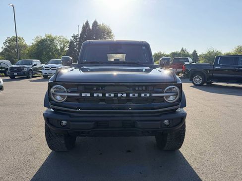 Used 2023 Ford Bronco Outer Banks w/ Sasquatch Package AWD/4WD image 3