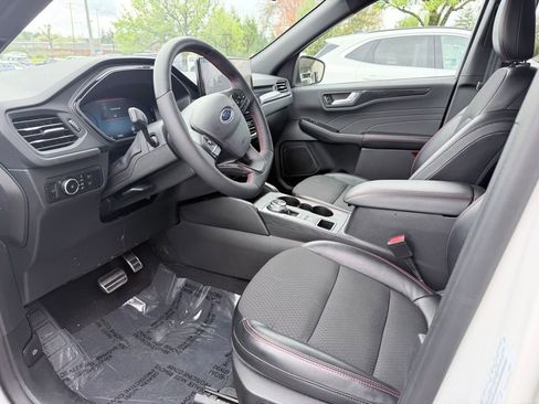 Used 2023 Ford Escape ST-Line Select w/ Tech Pack #2 image 8