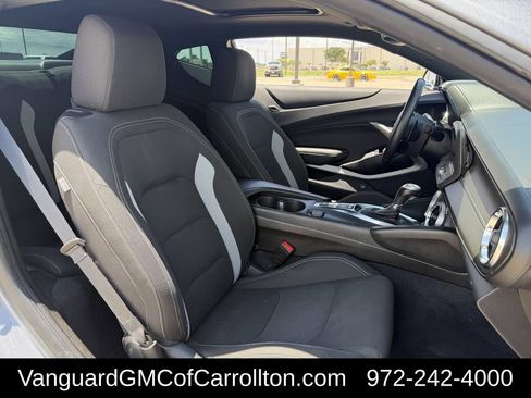 Used 2022 Chevrolet Camaro SS RWD image 29