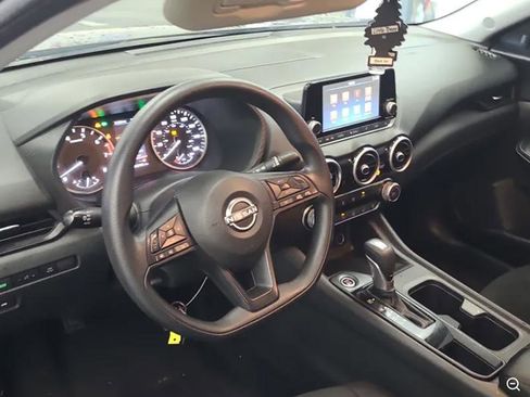 Used 2025 Nissan Sentra S FWD image 7
