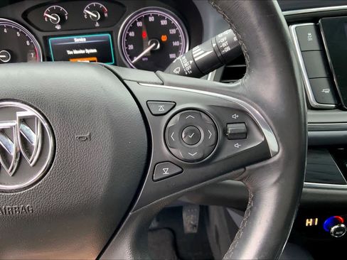 Used 2018 Buick Enclave Premium w/ Experience Buick Package image 24