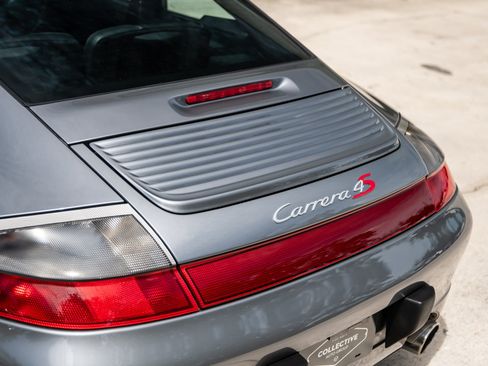 Used 2003 Porsche 911 GT3 RS image 21