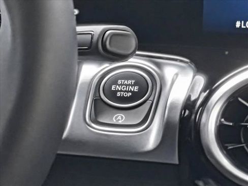 Used 2026 Mercedes-Benz GLB 250 image 17