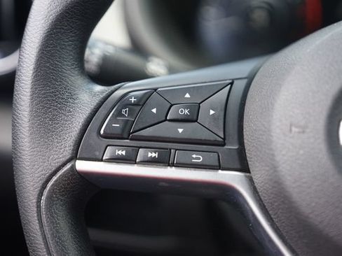 Used 2021 Nissan Kicks SV FWD image 22