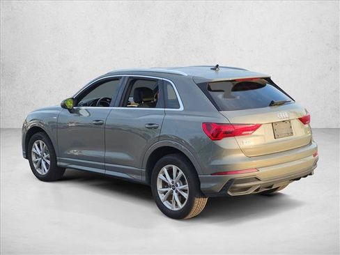 Certified 2023 Audi Q3 2.0T Premium w/ Convenience Package AWD/4WD image 7