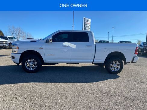 Used 2024 RAM 2500 Laramie AWD/4WD image 3