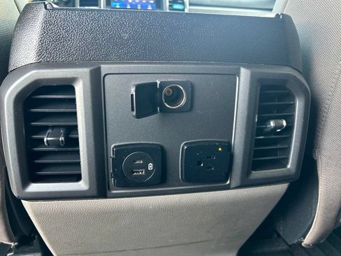 Used 2021 Ford F250 XLT w/ XLT Value Package AWD/4WD image 41