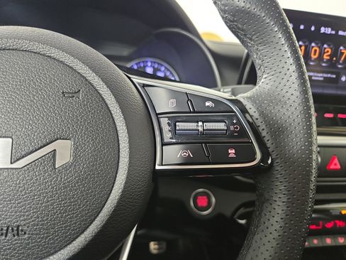 Used 2022 Kia Forte GT-Line w/ GT-Line Premium Package image 16