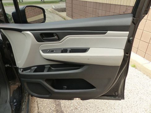 Used 2018 Honda Odyssey EX-L image 53