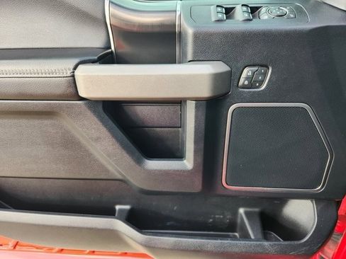 Used 2019 Ford F150 Raptor w/ Equipment Group 802A Luxury image 20