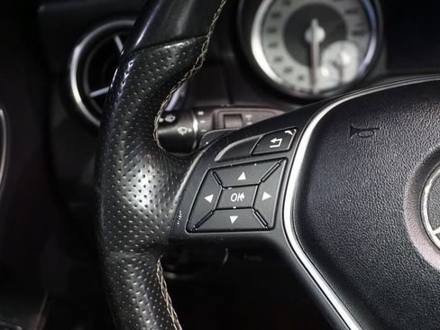 Used 2015 Mercedes-Benz GLA 250 4MATIC image 25