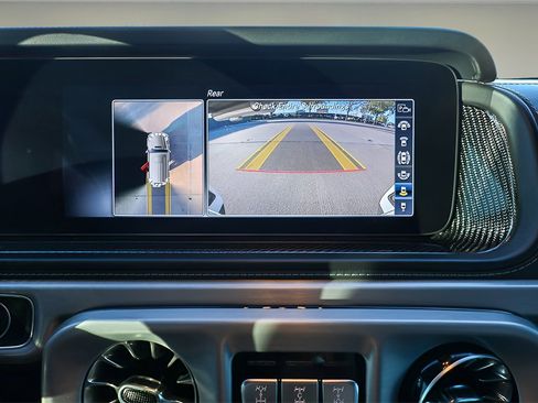 Used 2023 Mercedes-Benz G 63 AMG 4MATIC image 15