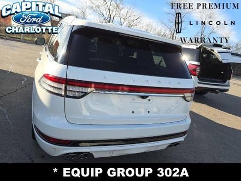 Used 2020 Lincoln Aviator Grand Touring w/ Equipment Group 302A AWD/4WD image 6