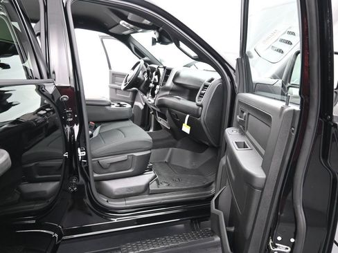New 2026 RAM 2500 Tradesman AWD/4WD image 13